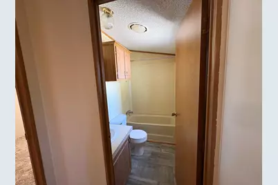 2211 Crestview Drive, Princeton, IL 61356 - Photo 20