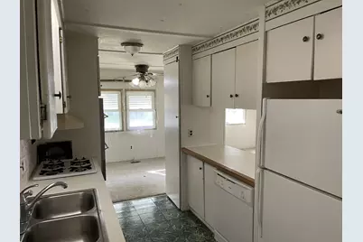 1101 Lakewood Road, Elgin, IL 60123 - Photo 6