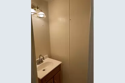 1101 Lakewood Road, Elgin, IL 60123 - Photo 8