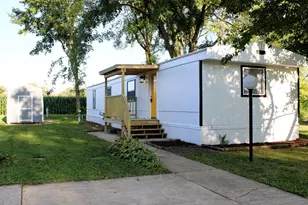 4784 Jade Pkwy, Rockford, IL 61102 - Photo 1