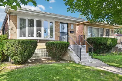 10102 S La Salle Street, Chicago, IL 60628 - Photo 2