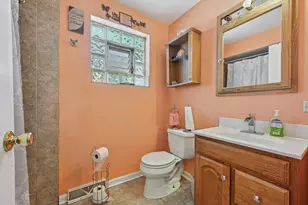 10102 S La Salle St, Chicago, IL 60628 - Photo 10