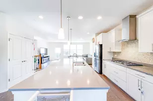 3573 Mulligan Dr, Woodridge, IL 60517 - Photo 8