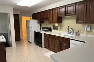 1842 Thomas Atkinson Rd, Inverness, IL 60067 - Photo 6