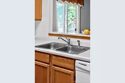 4024 Newport Drive, Island Lake, IL 60042 - Photo 16