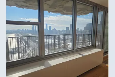 400 E Randolph Street #3905, Chicago, IL 60601 - Photo 4