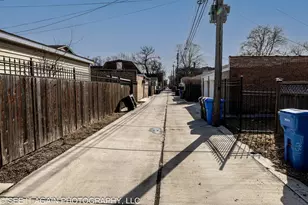 7930 S Luella Ave, Chicago, IL 60617 - Photo 34