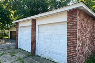 1701 Victoria Ave, North Chicago, IL 60064 - Photo 22