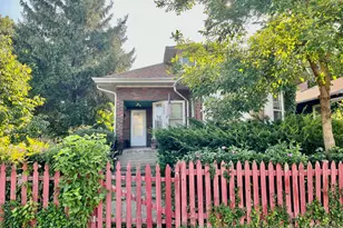 1701 Victoria Ave, North Chicago, IL 60064 - Photo 1