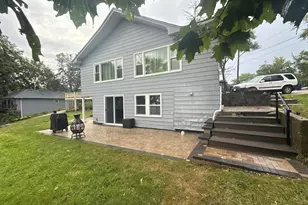 21990 W 6th St, Lake Villa, IL 60046 - Photo 2