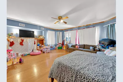 3529 W 63rd Place, Chicago, IL 60629 - Photo 2