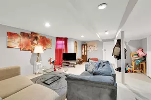 3529 W 63rd Pl, Chicago, IL 60629 - Photo 22