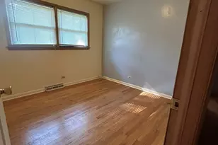 16639 Dobson Ave, South Holland, IL 60473 - Photo 6