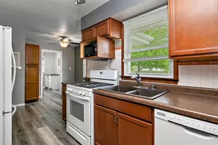 482 S Rivard St, Bourbonnais, IL 60914 - Photo 4