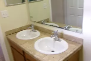 1141 6th St, Lasalle, IL 61301 - Photo 10