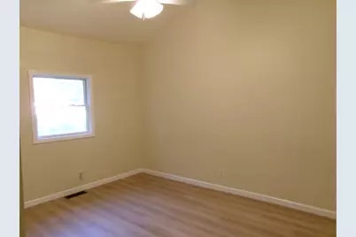 1141 6th Street, Lasalle, IL 61301 - Photo 8