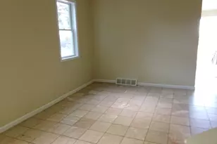 1141 6th St, Lasalle, IL 61301 - Photo 14