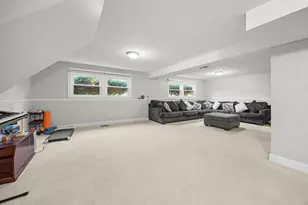 573 Maple Ave, Lisle, IL 60532 - Photo 16