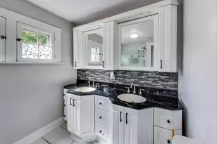 2818 Emmaus Ave, Zion, IL 60099 - Photo 24