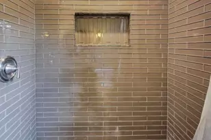 2818 Emmaus Ave, Zion, IL 60099 - Photo 18