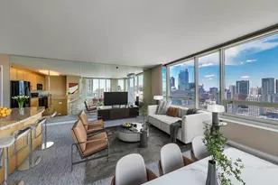 33 W Ontario St, Chicago, IL 60654 - Photo 4