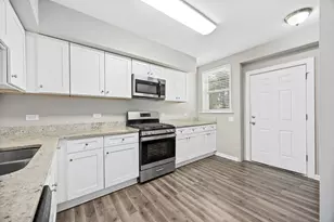 6535 26th Pl, Berwyn, IL 60402 - Photo 12