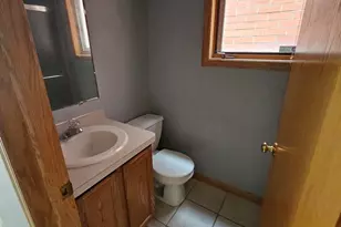 2448 W Grenshaw St, Chicago, IL 60612 - Photo 16