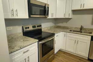 125 W Elk Trail, Carol Stream, IL 60188 - Photo 4