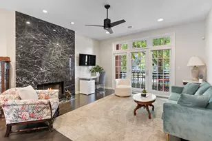 2729 N Sheffield Ave, Chicago, IL 60614 - Photo 2