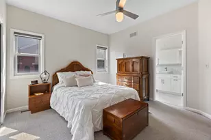 2729 N Sheffield Ave, Chicago, IL 60614 - Photo 12