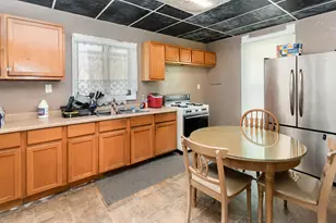 515 N Broadway St, Joliet, IL 60435 - Photo 10