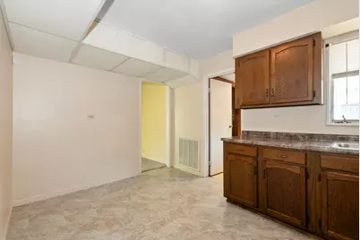 417 Lakewood Boulevard, Park Forest, IL 60466 - Photo 10