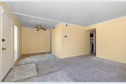 417 Lakewood Boulevard, Park Forest, IL 60466 - Photo 6