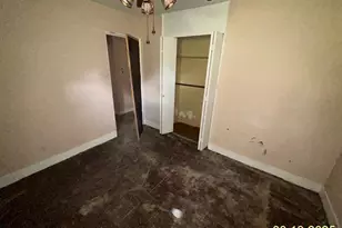 17 167th Pl, Calumet City, IL 60409 - Photo 8