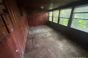 17 167th Pl, Calumet City, IL 60409 - Photo 6