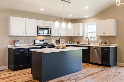 212 Saint Andrews Drive, Dekalb, IL 60115 - Photo 6