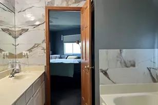 2417 Fleetwood Dr, Joliet, IL 60432 - Photo 16