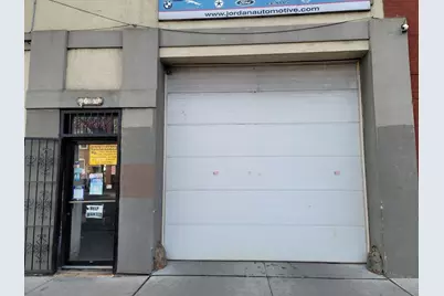 3689 W Grand Avenue, Chicago, IL 60651 - Photo 2