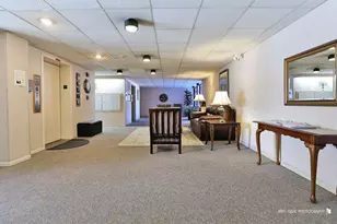 920 Vose Dr, Gurnee, IL 60031 - Photo 2