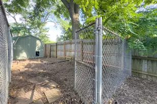 1219 Golf Ln, Wheaton, IL 60189 - Photo 58