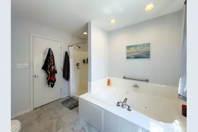 1219 Golf Lane, Wheaton, IL 60189 - Photo 16