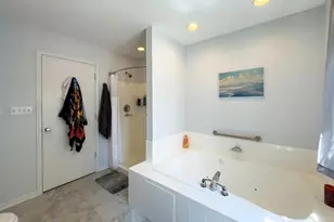 1219 Golf Ln, Wheaton, IL 60189 - Photo 16