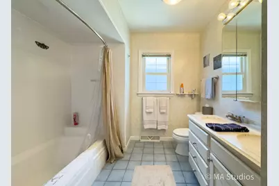 1219 Golf Lane, Wheaton, IL 60189 - Photo 26