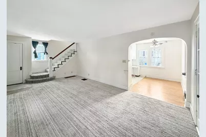 727 E Garden Street, Freeport, IL 61032 - Photo 4