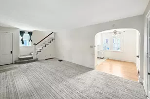 727 E Garden St, Freeport, IL 61032 - Photo 4