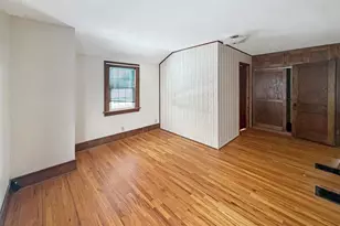 727 E Garden St, Freeport, IL 61032 - Photo 10