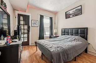 2542 E 73rd St, Chicago, IL 60649 - Photo 6