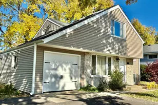 758 Maple Ave, Lisle, IL 60532 - Photo 2