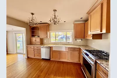 758 Maple Avenue, Lisle, IL 60532 - Photo 8