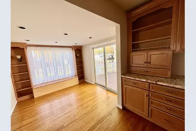 758 Maple Avenue, Lisle, IL 60532 - Photo 10